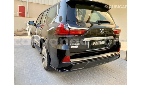 Acheter Import Voiture Lexus LX Noir à Import - Dubai, Malawi Acheter Import Voiture Lexus LX Noir à Import - Dubai, Malawi