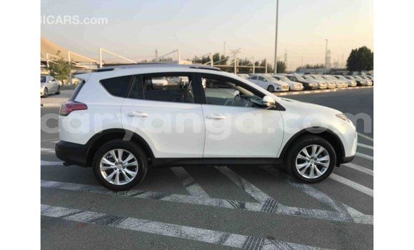 Buy Import Toyota Fielder White Car in Import - Dubai in Malawi Buy Import Toyota Fielder White Car in Import - Dubai in Malawi