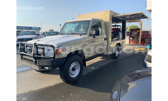 Buy Import Toyota Land Cruiser Beige Car in Import - Dubai in Malawi Buy Import Toyota Land Cruiser Beige Car in Import - Dubai in Malawi