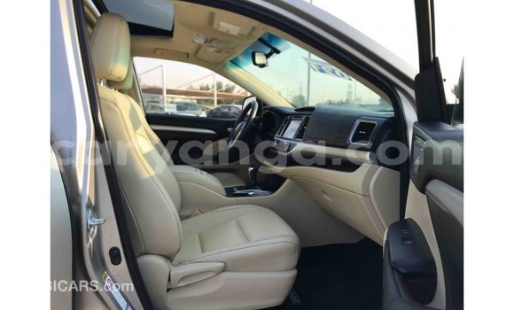 Buy Import Toyota Highlander Other Car in Import - Dubai in Malawi Buy Import Toyota Highlander Other Car in Import - Dubai in Malawi