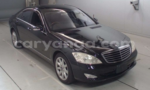 Buy Used Mercedes‒Benz S–Class Black Car in Lilongwe in Malawi