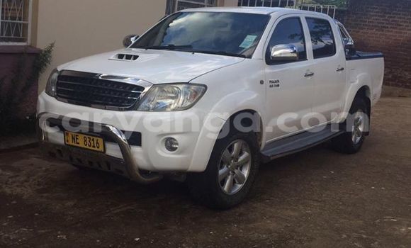 Acheter Occasion Voiture Toyota Hilux Blanc à Limbe, Malawi Acheter Occasion Voiture Toyota Hilux Blanc à Limbe, Malawi