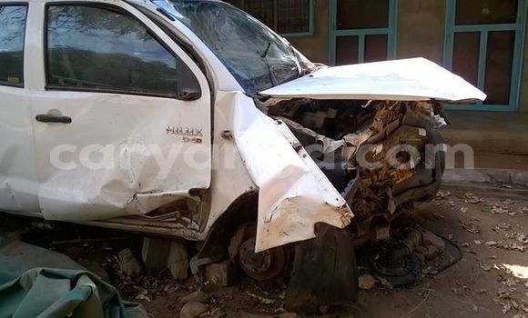 Buy Used Toyota 4Runner White Car in Karonga in Malawi Buy Used Toyota 4Runner White Car in Karonga in Malawi