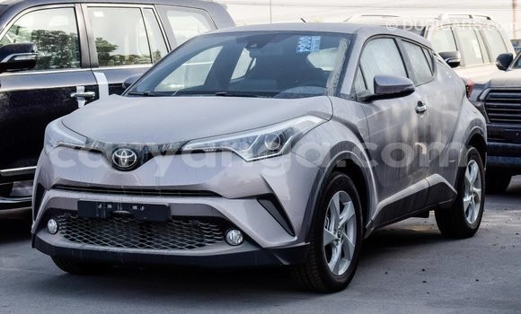 Acheter Import Voiture Toyota C-HR Autre à Import - Dubai, Malawi Acheter Import Voiture Toyota C-HR Autre à Import - Dubai, Malawi