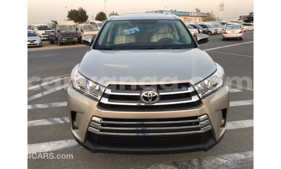 Nunua Imported Toyota Highlander Other Gari ndani ya Import - Dubai nchini Malawi Nunua Imported Toyota Highlander Other Gari ndani ya Import - Dubai nchini Malawi