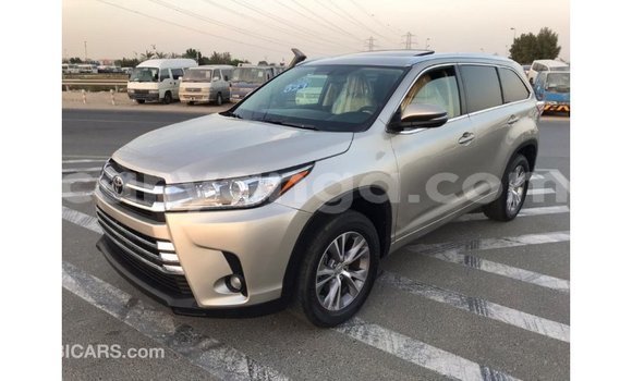 Nunua Imported Toyota Highlander Other Gari ndani ya Import - Dubai nchini Malawi Nunua Imported Toyota Highlander Other Gari ndani ya Import - Dubai nchini Malawi