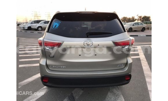 Nunua Imported Toyota Highlander Other Gari ndani ya Import - Dubai nchini Malawi Nunua Imported Toyota Highlander Other Gari ndani ya Import - Dubai nchini Malawi