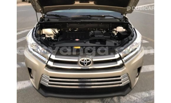 Nunua Imported Toyota Highlander Other Gari ndani ya Import - Dubai nchini Malawi Nunua Imported Toyota Highlander Other Gari ndani ya Import - Dubai nchini Malawi