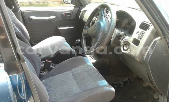 Nunua Ilio tumika Toyota RAV4 Blue Gari ndani ya Limbe nchini Malawi Nunua Ilio tumika Toyota RAV4 Blue Gari ndani ya Limbe nchini Malawi