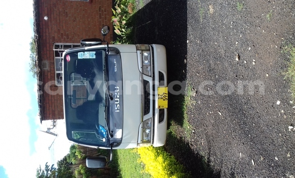 Buy Used Isuzu D–MAX White Car in Lilongwe in Malawi Buy Used Isuzu D–MAX White Car in Lilongwe in Malawi