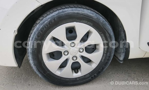 Buy Import Hyundai i10 White Car in Import - Dubai in Malawi Buy Import Hyundai i10 White Car in Import - Dubai in Malawi