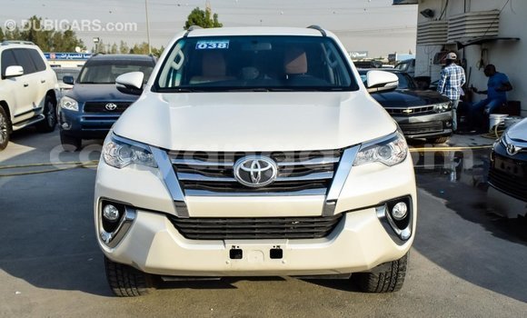 Buy Import Toyota Fortuner White Car in Import - Dubai in Malawi Buy Import Toyota Fortuner White Car in Import - Dubai in Malawi
