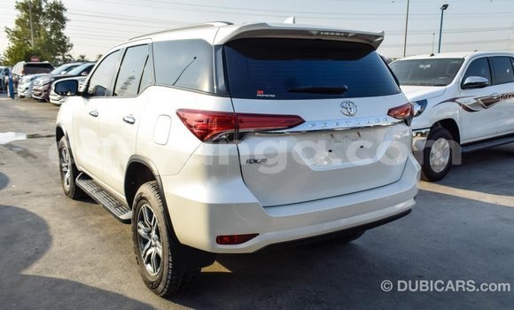 Buy Import Toyota Fortuner White Car in Import - Dubai in Malawi Buy Import Toyota Fortuner White Car in Import - Dubai in Malawi