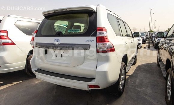 Nunua Imported Toyota Prado White Gari ndani ya Import - Dubai nchini Malawi Nunua Imported Toyota Prado White Gari ndani ya Import - Dubai nchini Malawi