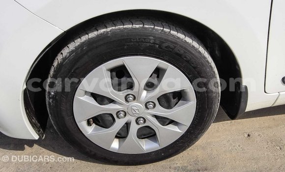 Buy Import Hyundai i10 White Car in Import - Dubai in Malawi Buy Import Hyundai i10 White Car in Import - Dubai in Malawi