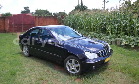 Buy Used Mercedes‒Benz 200 Black Car in Lilongwe in Malawi Buy Used Mercedes‒Benz 200 Black Car in Lilongwe in Malawi