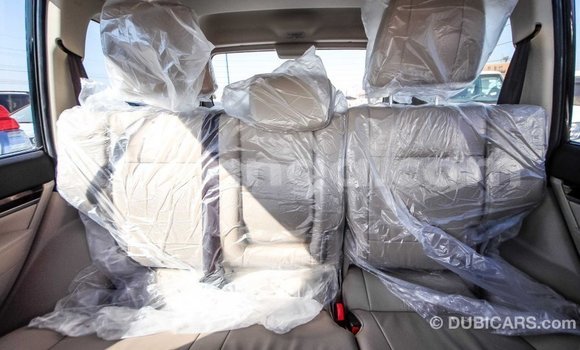 Nunua Imported Mitsubishi Pajero White Gari ndani ya Import - Dubai nchini Malawi Nunua Imported Mitsubishi Pajero White Gari ndani ya Import - Dubai nchini Malawi