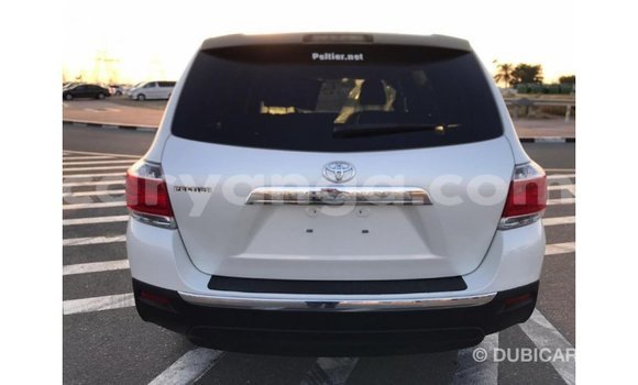Buy Import Toyota Highlander White Car in Import - Dubai in Malawi Buy Import Toyota Highlander White Car in Import - Dubai in Malawi