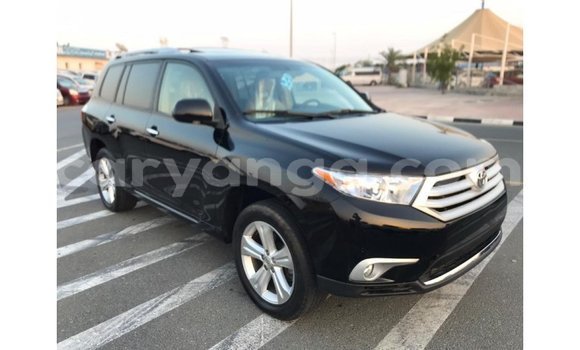 Nunua Imported Toyota Highlander Black Gari ndani ya Import - Dubai nchini Malawi Nunua Imported Toyota Highlander Black Gari ndani ya Import - Dubai nchini Malawi