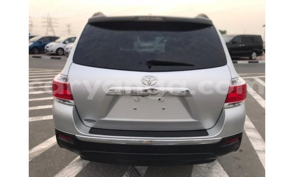 Buy Import Toyota Highlander Other Car in Import - Dubai in Malawi Buy Import Toyota Highlander Other Car in Import - Dubai in Malawi
