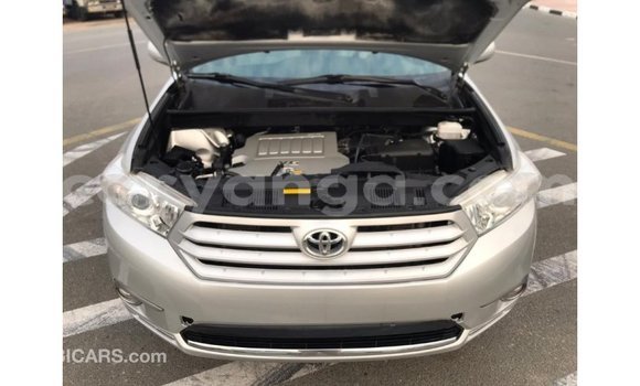 Buy Import Toyota Highlander Other Car in Import - Dubai in Malawi Buy Import Toyota Highlander Other Car in Import - Dubai in Malawi