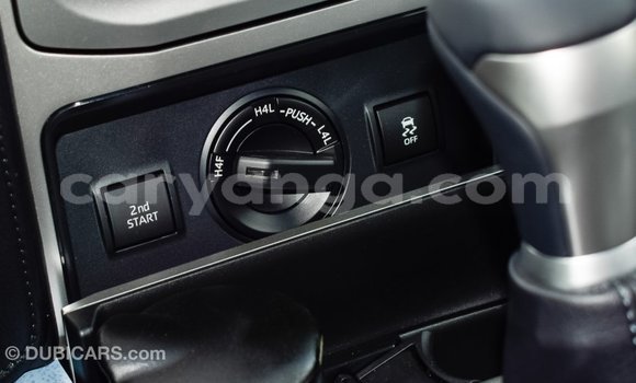 Acheter Import Voiture Toyota Land Cruiser Noir à Import - Dubai, Malawi Acheter Import Voiture Toyota Land Cruiser Noir à Import - Dubai, Malawi