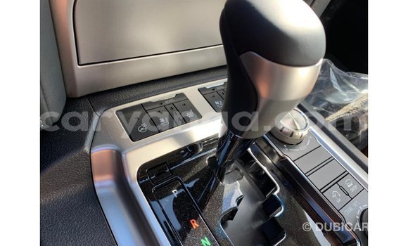 Acheter Import Voiture Toyota Land Cruiser Blanc à Import - Dubai, Malawi Acheter Import Voiture Toyota Land Cruiser Blanc à Import - Dubai, Malawi