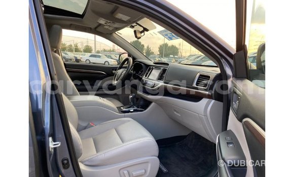 Buy Import Toyota Highlander Blue Car in Import - Dubai in Malawi Buy Import Toyota Highlander Blue Car in Import - Dubai in Malawi