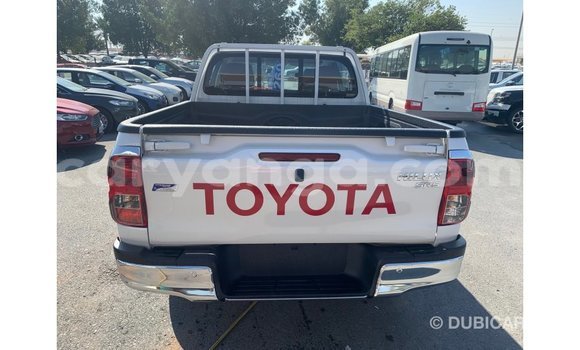 Buy Import Toyota Hilux White Car in Import - Dubai in Malawi Buy Import Toyota Hilux White Car in Import - Dubai in Malawi