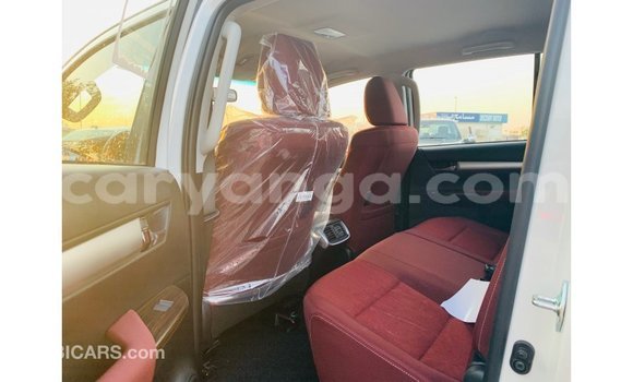 Buy Import Toyota Hilux White Car in Import - Dubai in Malawi Buy Import Toyota Hilux White Car in Import - Dubai in Malawi