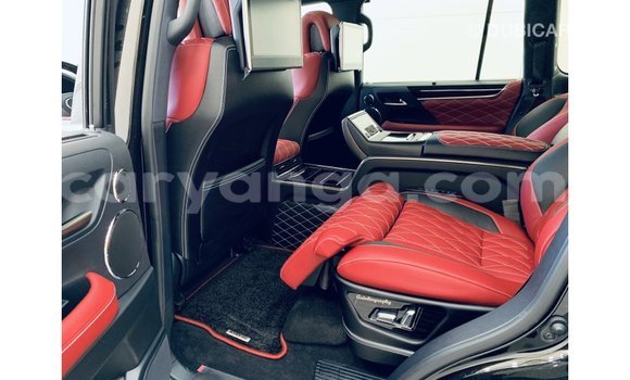 Acheter Import Voiture Lexus LX Noir à Import - Dubai, Malawi Acheter Import Voiture Lexus LX Noir à Import - Dubai, Malawi