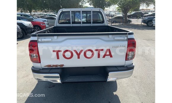 Buy Import Toyota Hilux White Car in Import - Dubai in Malawi Buy Import Toyota Hilux White Car in Import - Dubai in Malawi