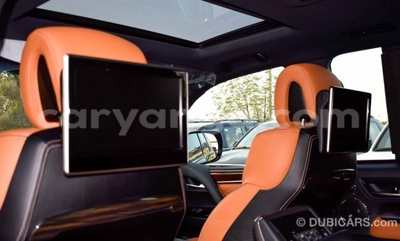 Acheter Import Voiture Lexus LX Noir à Import - Dubai, Malawi Acheter Import Voiture Lexus LX Noir à Import - Dubai, Malawi