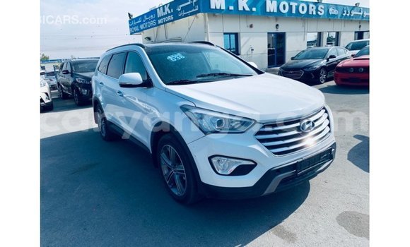 Nunua Imported Hyundai Santa Fe White Gari ndani ya Import - Dubai nchini Malawi Nunua Imported Hyundai Santa Fe White Gari ndani ya Import - Dubai nchini Malawi