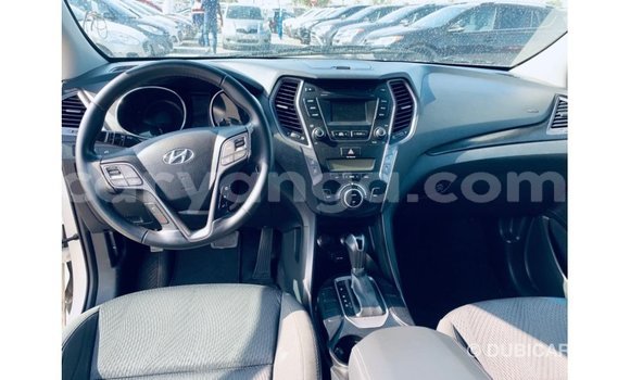 Nunua Imported Hyundai Santa Fe White Gari ndani ya Import - Dubai nchini Malawi Nunua Imported Hyundai Santa Fe White Gari ndani ya Import - Dubai nchini Malawi