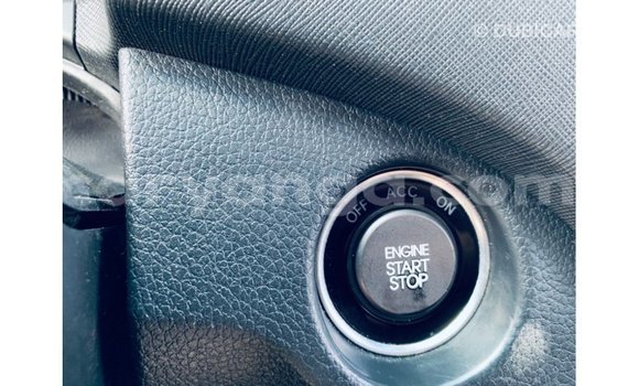 Nunua Imported Hyundai Santa Fe White Gari ndani ya Import - Dubai nchini Malawi Nunua Imported Hyundai Santa Fe White Gari ndani ya Import - Dubai nchini Malawi