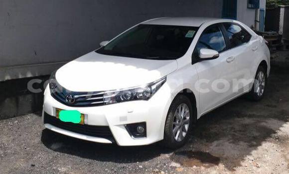 Buy Used Toyota Corolla White Car in Limbe in Malawi Buy Used Toyota Corolla White Car in Limbe in Malawi