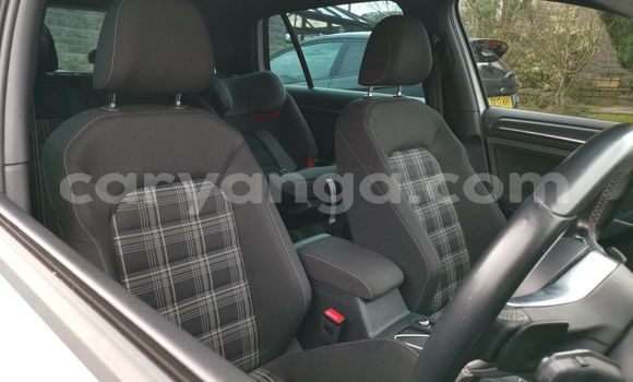Nunua Ilio tumika Volkswagen Golf GTI White Gari ndani ya Lilongwe nchini Malawi Nunua Ilio tumika Volkswagen Golf GTI White Gari ndani ya Lilongwe nchini Malawi