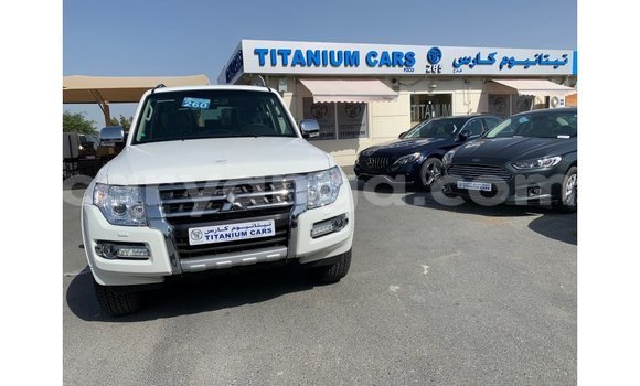 Buy Import Mitsubishi Pajero White Car in Import - Dubai in Malawi Buy Import Mitsubishi Pajero White Car in Import - Dubai in Malawi