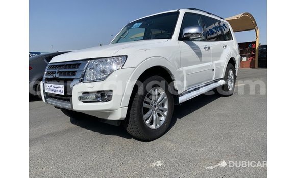 Buy Import Mitsubishi Pajero White Car in Import - Dubai in Malawi Buy Import Mitsubishi Pajero White Car in Import - Dubai in Malawi