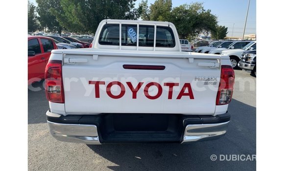 Buy Import Toyota Hilux White Car in Import - Dubai in Malawi Buy Import Toyota Hilux White Car in Import - Dubai in Malawi