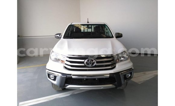 Acheter Import Voiture Toyota Hilux Blanc à Import - Dubai, Malawi Acheter Import Voiture Toyota Hilux Blanc à Import - Dubai, Malawi