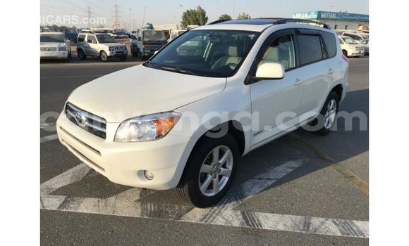 Buy Import Toyota Fielder White Car in Import - Dubai in Malawi Buy Import Toyota Fielder White Car in Import - Dubai in Malawi