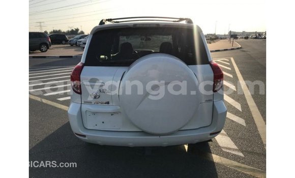Buy Import Toyota Fielder White Car in Import - Dubai in Malawi Buy Import Toyota Fielder White Car in Import - Dubai in Malawi