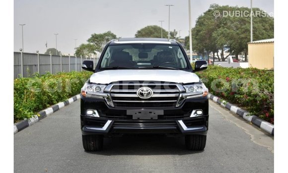 Nunua Imported Toyota Land Cruiser Black Gari ndani ya Import - Dubai nchini Malawi Nunua Imported Toyota Land Cruiser Black Gari ndani ya Import - Dubai nchini Malawi