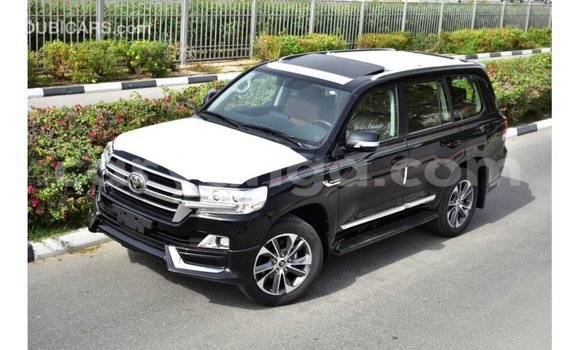 Nunua Imported Toyota Land Cruiser Black Gari ndani ya Import - Dubai nchini Malawi Nunua Imported Toyota Land Cruiser Black Gari ndani ya Import - Dubai nchini Malawi