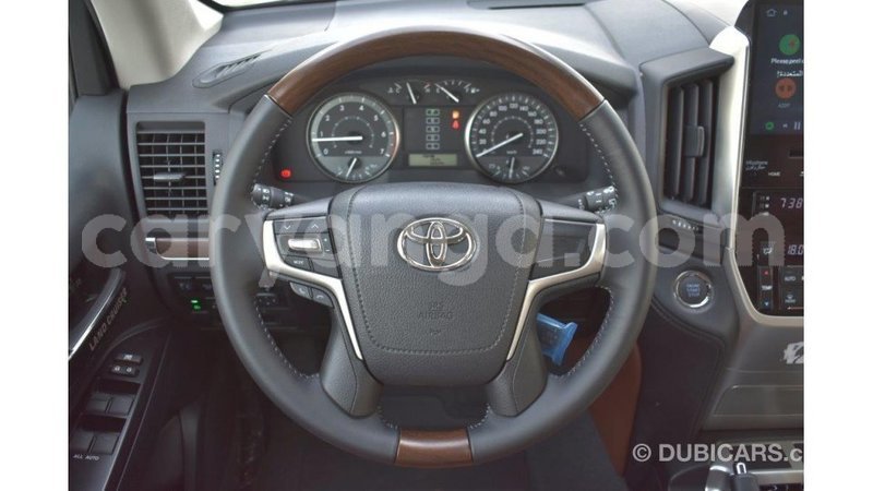 Big with watermark toyota land cruiser malawi import dubai 6704