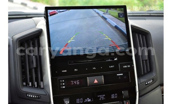 Nunua Imported Toyota Land Cruiser Black Gari ndani ya Import - Dubai nchini Malawi Nunua Imported Toyota Land Cruiser Black Gari ndani ya Import - Dubai nchini Malawi