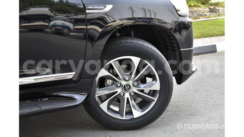 Big with watermark toyota land cruiser malawi import dubai 6704
