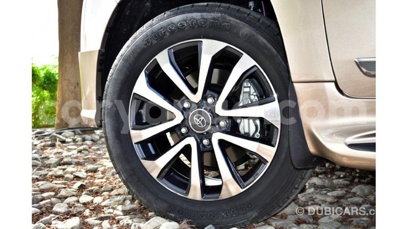 Big with watermark toyota land cruiser malawi import dubai 6707
